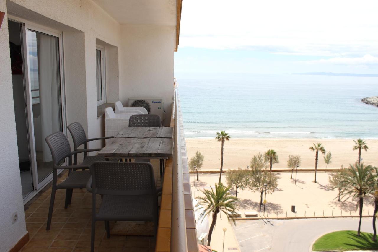 Beautiful Apartment In Front Of Beach, Pool, View Roses Exterior photo